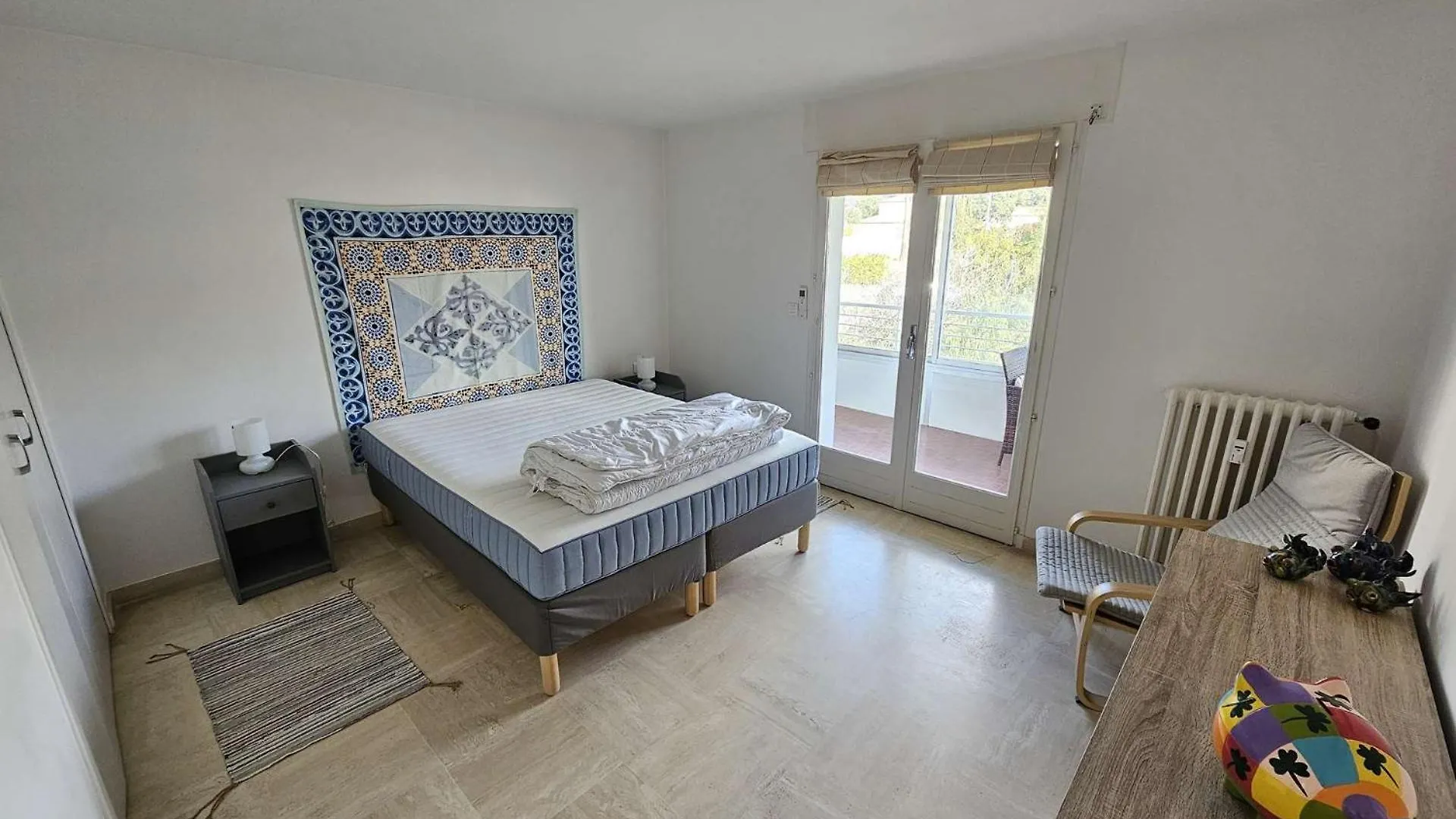 Bel Appartement, 6 Couchages, Wifi, Climatise, Parking, 10 Minutes A Pied De La Mer Sanary-sur-Mer Apartment